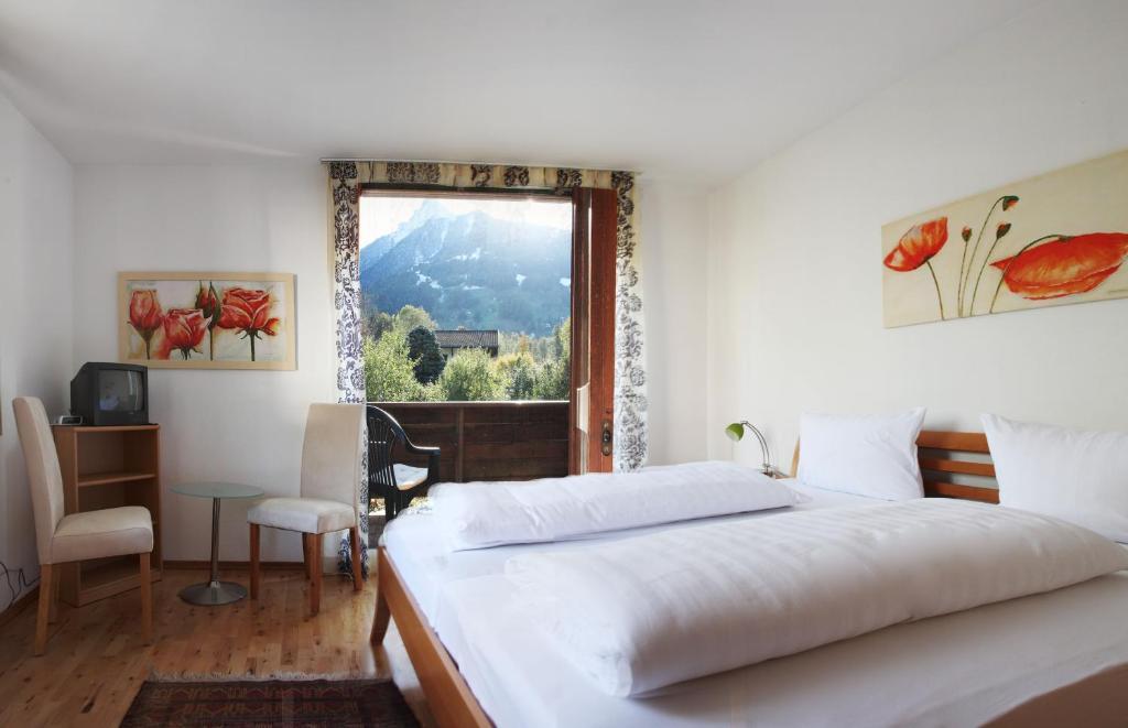 Hotel Auhof Schruns Стая снимка